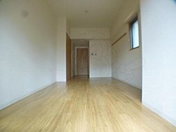 京都市営烏丸線 烏丸御池駅 徒歩7分の賃貸マンション 2階1Kのリビング/ダイニング