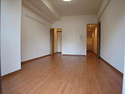 京都市営烏丸線 烏丸御池駅 徒歩7分の賃貸マンション 2階1Kのリビング/ダイニング