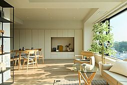 ジオ御苑内藤町 2LDKのリビング/ダイニング