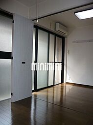 レジデンス中川 2階1LDKのリビング/ダイニング