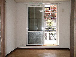 シャトル鹿島 2階2DKのリビング/ダイニング