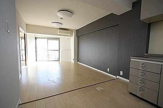 リビング/ダイ...