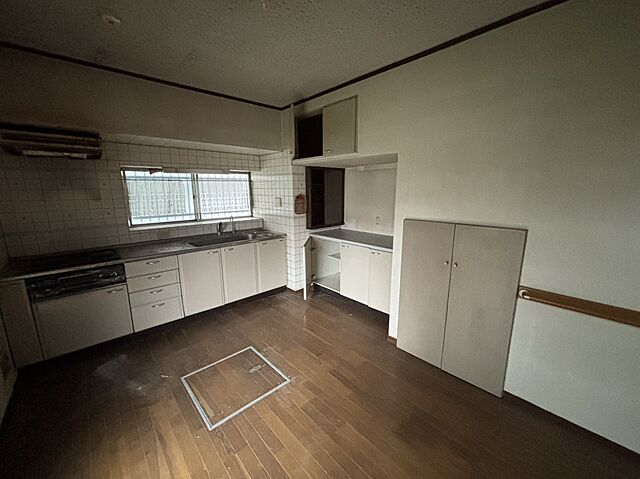 リビング/ダイニング 青梅市長淵3丁目294-3