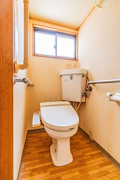 トイレを拡大表示