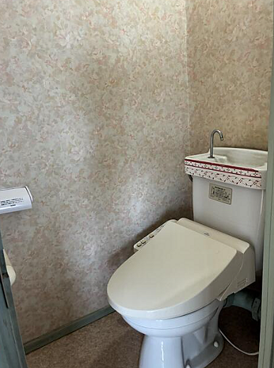 トイレを拡大表示