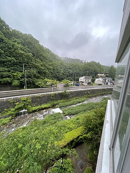 バルコニーを拡大表示