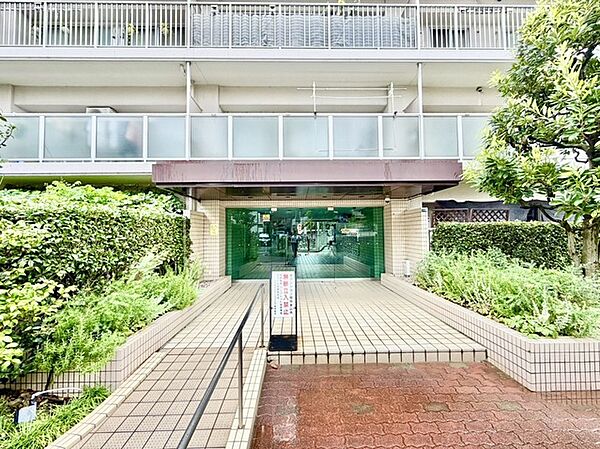 エントランスを拡大表示