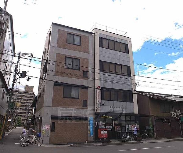 画像14:京都知恩院前郵便局まで202m 東山駅から200メートルほどです。