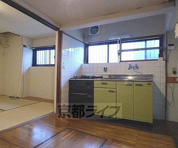 キッチン