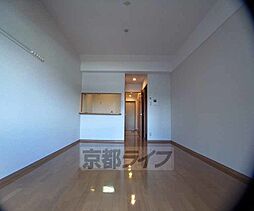 JR山陰本線 二条駅 徒歩2分の賃貸マンション 3階1Kのリビング/ダイニング