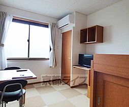 JR山陰本線 二条駅 徒歩9分の賃貸アパート 2階1Kのリビング/ダイニング