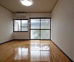 京福電気鉄道北野線 等持院・立命館大学衣笠キャンパス前駅 徒歩9分の賃貸アパート 2階1Kのリビング/ダイニング