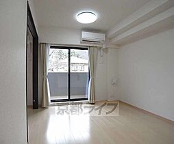 ロマンレジデンス 207 2階2LDKのリビング/ダイニング