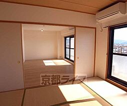 京都市営烏丸線 北山駅 徒歩5分の賃貸マンション 2階2LDKのリビング/ダイニング