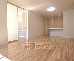 京都市営烏丸線 北大路駅 徒歩27分の賃貸マンション 3階2LDKのリビング/ダイニング
