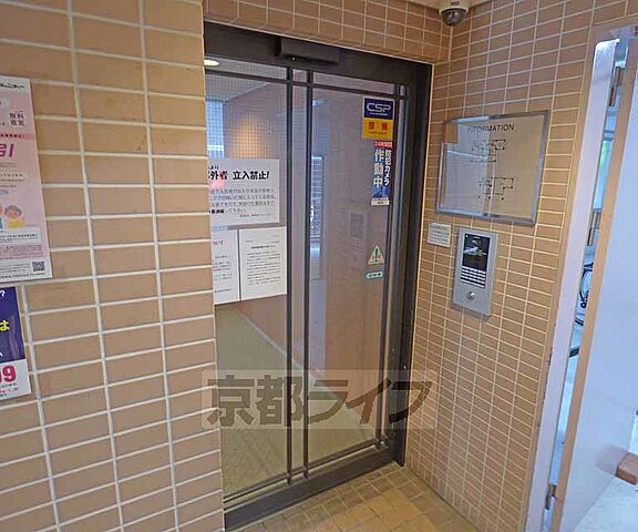 エントランス
