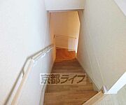 手摺付きの階段です