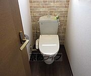 清潔感のあるトイレです