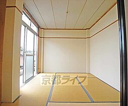 京都市営烏丸線 北大路駅 徒歩10分の賃貸マンション 3階2DKのリビング/ダイニング