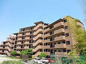 大阪府吹田市山田西３丁目58番8号（賃貸マンション3LDK・4階・67.79㎡） その1