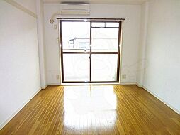 阪急千里線 山田駅 徒歩5分の賃貸マンション 1階1Kのリビング/ダイニング