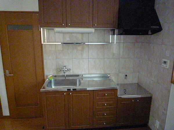 apartment 秋田県南秋田郡五城目町上樋口字屋岸
上樋口の賃貸情報を見る
物件地図