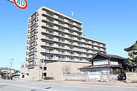 ヴェレーザ登町 310 ｜ 秋田県秋田市楢山登町（賃貸マンション3LDK・3階・70.01㎡） その1