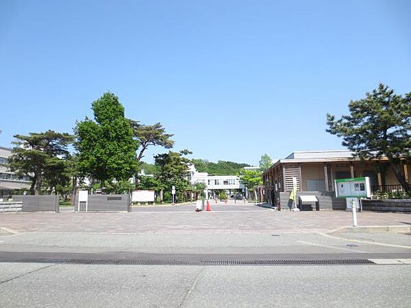 画像23:秋田大学(1、200m)