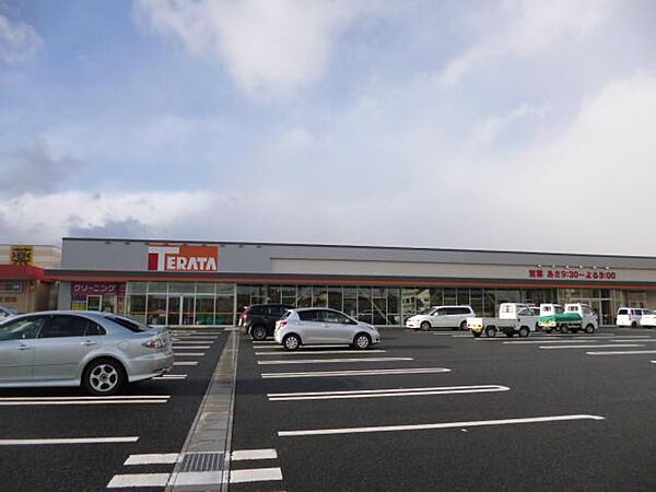 apartment 秋田県秋田市山王７丁目9番35号　秋田住宅流通センタ‐本社ビル1階