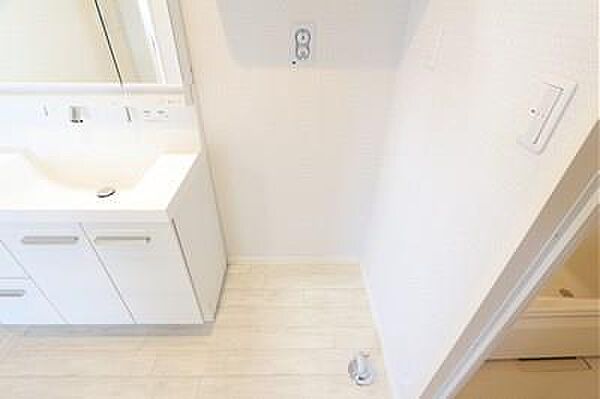 apartment 秋田県秋田市山王７丁目9番35号　秋田住宅流通センタ‐本社ビル1階