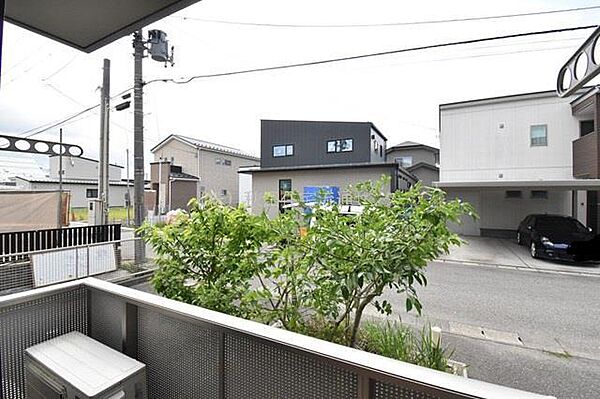 apartment 秋田県秋田市山王７丁目9番35号　秋田住宅流通センタ‐本社ビル1階