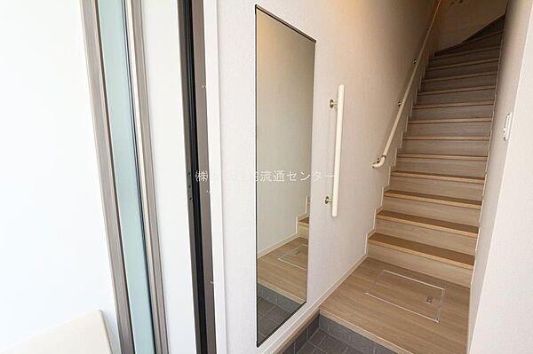 apartment 秋田県秋田市山王７丁目9番35号　秋田住宅流通センタ‐本社ビル1階