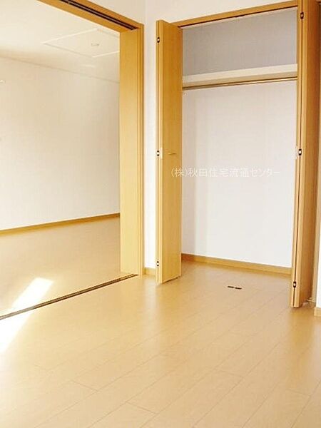 apartment 秋田県秋田市山王７丁目9番35号　秋田住宅流通センタ‐本社ビル1階