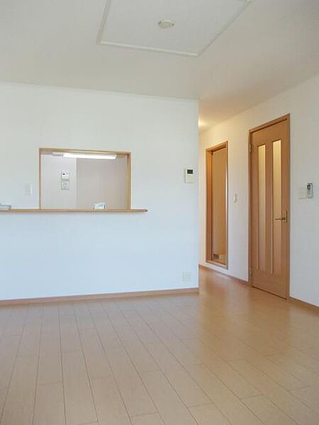 apartment 秋田県秋田市山王７丁目9番35号　秋田住宅流通センタ‐本社ビル1階