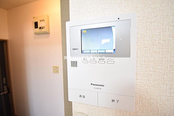 apartment 秋田県秋田市山王７丁目9番35号　秋田住宅流通センタ‐本社ビル1階