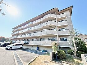 レジデンス山の手  ｜ 大阪府茨木市耳原１丁目12番28号（賃貸マンション3LDK・3階・71.59㎡） その1