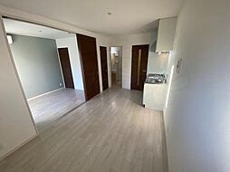 アーバンヴィラ摂津 2階1LDKのリビング/ダイニング