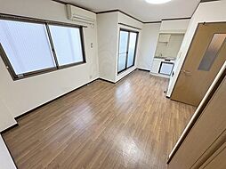 パークロード 3階1Kのリビング/ダイニング