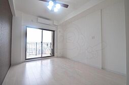 Luxe淡路3 7階1Kのリビング/ダイニング