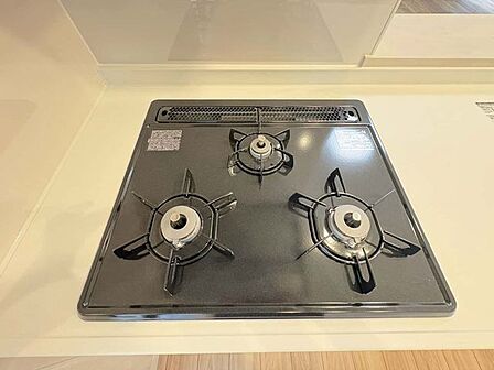 同時調理可能の3口ガスコンロ