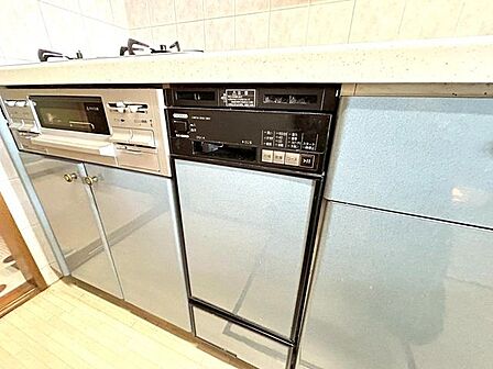 《食洗機》乾燥まで全自動!洗い終わった食器は拭く手間いらず+*