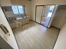 メゾンヤマリII 1階2DKのリビング/ダイニング