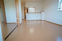 JR常磐線 柏駅 バス30分 手賀の杜5丁目下車 徒歩1分の賃貸アパート 2階2LDKのリビング/ダイニング