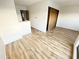 つくばエクスプレス 流山おおたかの森駅 徒歩15分の賃貸アパート 1階2LDKのリビング/ダイニング