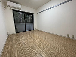 カレ・ド・セルクル 2階1Kのリビング/ダイニング