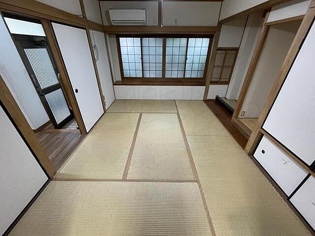 寝室