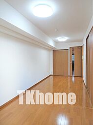 コンフォリア下落合 102 1階1LDKのリビング/ダイニング