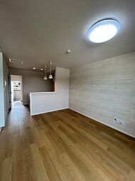 プランドール西原 206 2階1LDKのリビング/ダイニング