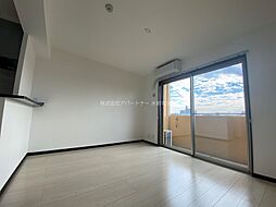 カーサ・ソラーチェ 301 3階ワンルームのリビング/ダイニング