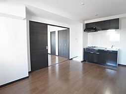 クレスト・ソナ 503 5階1LDKのリビング/ダイニング